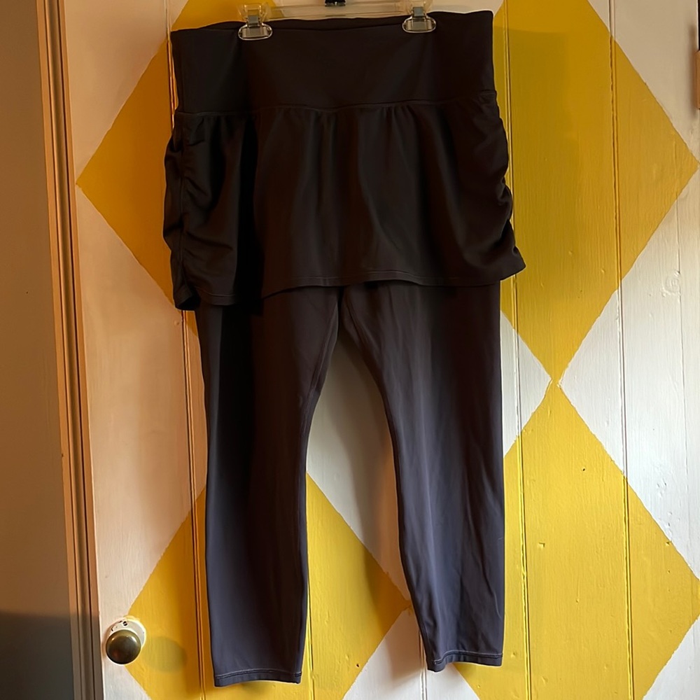 Skirted leggings